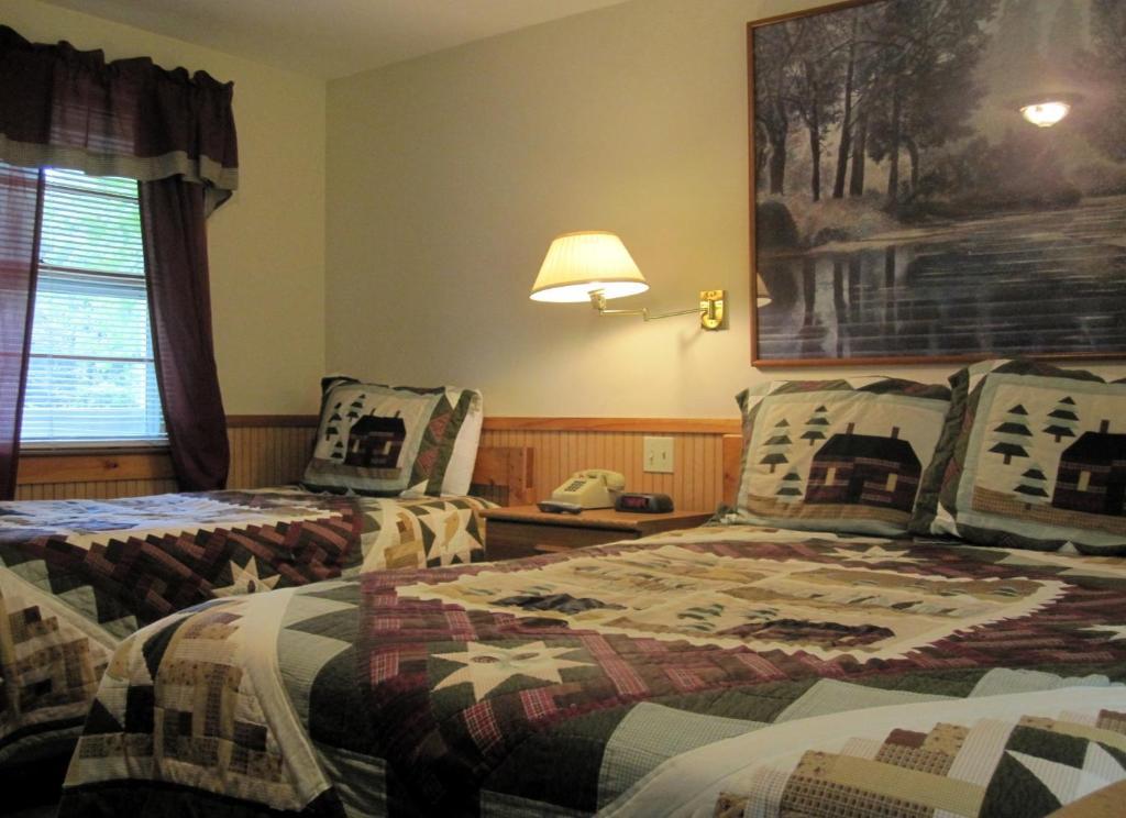 Bear Tree Lodge Weirs Beach Exteriör bild